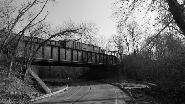 MotoADVRtrainBridgeBW