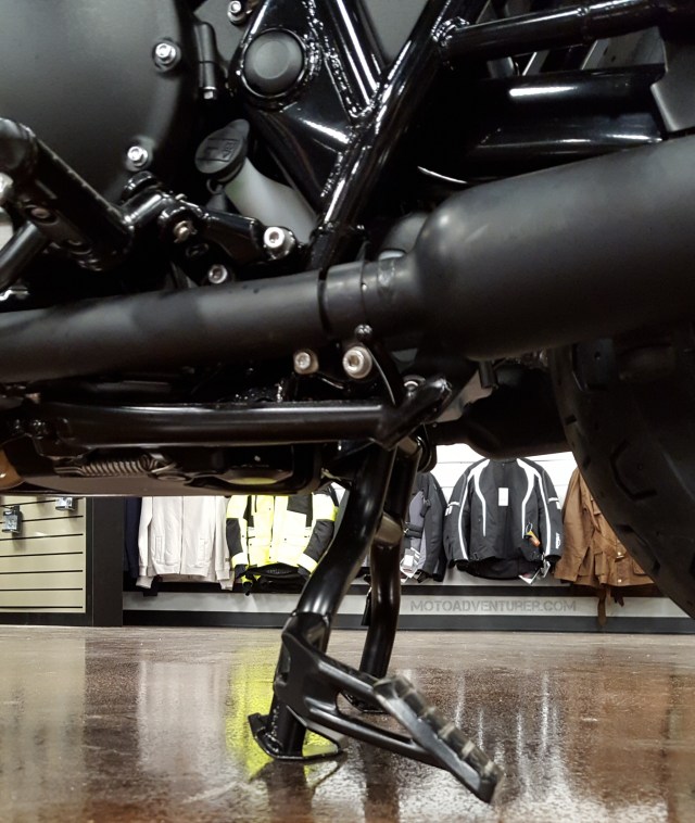 MotoADVR_T120BlackCenterstand